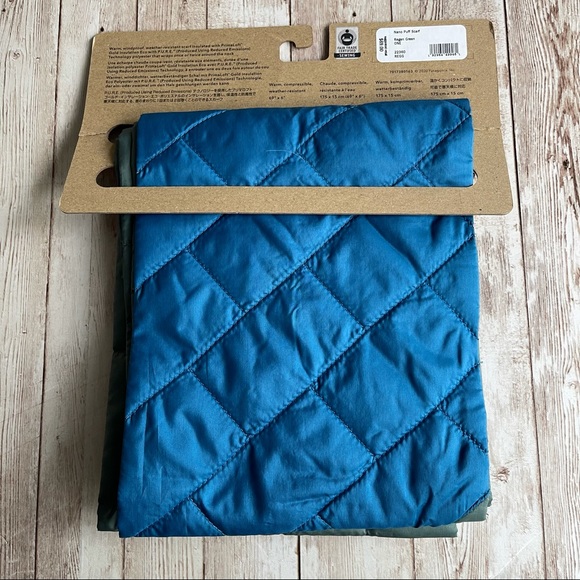 PATAGONIA NANO PUFF SCARF WEATHER RESISTANT BLUE - Picture 5 of 7